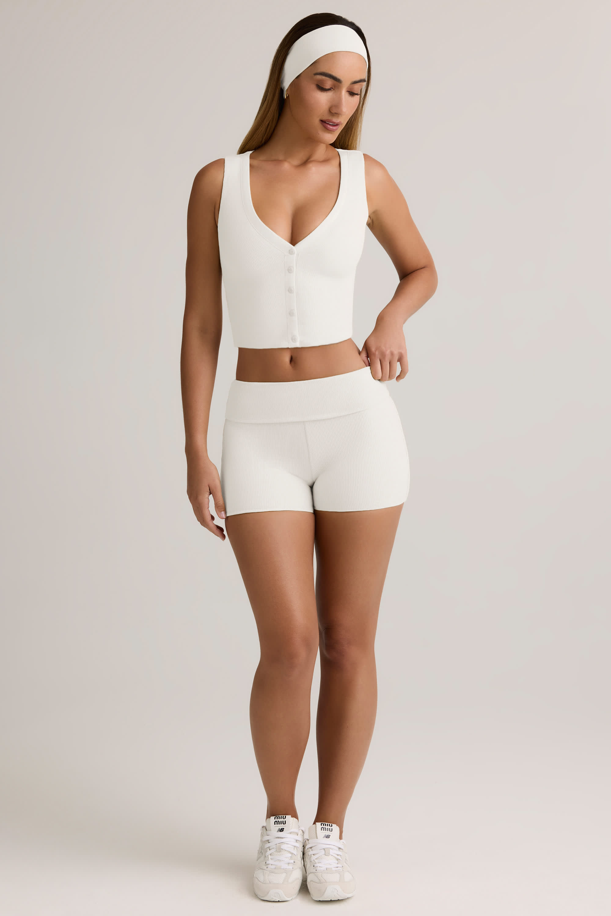 パンツ LITMUS Her Praha layered shorts White 8687B-White_Lisha_1_oakwq4